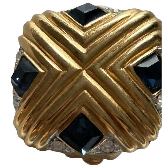 A. C. Signed Blue Clear Crystal Square Gold tone Clip on Earrings vintage 1980s - Picture 8 of 11